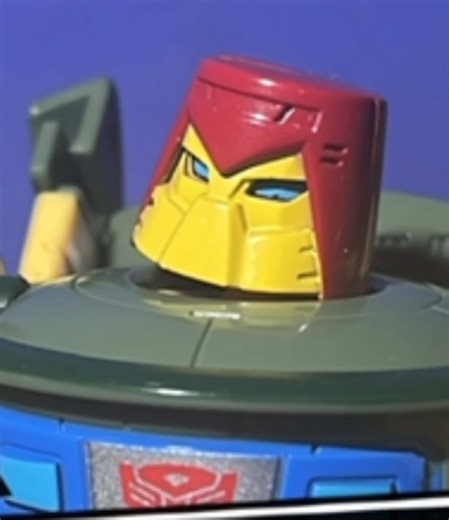 Cosmos voice headcanon #transformers #transformersstopmotion #maccadams #stopmotion #persona4