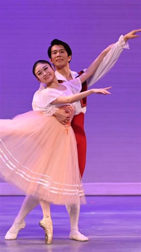 Still enjoying what we experienced on stage this past April during our Spring Gala… Amazing photos by @patriciasphotography @maestrovladimir @mary_carmen_catoya @saaya.1017 @remina_tanaka @kanon.t.kanon @kirstywallker @ataru_bp @joseluispecheneh @indira_mayrani @yoichi_habaguchi Can’t wait to start all over again! | Arts Ballet Theatre of Florida