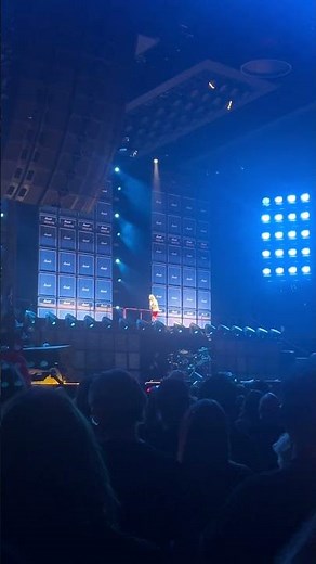 Angus Young’s INSANE Guitar Solo! AC/DC Live in St. Louis 2026! Let There Be Rock Guitar Solo!🤘⚡