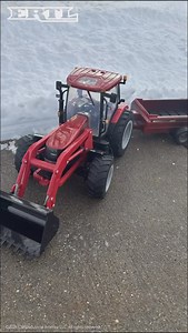 Don’t give this Tractor the Cold Shoulder🌨️👀 1:16 Big Farm Case IH Puma® 195 Tractor with Manure Spreader The Puma 195 tractor features a poseable loader, lights and sounds with a manure spreader featuring ‘dirty’ decoration. Batteries included. Part No. ZFN44390 Age grade 3 Available at Case IH Dealerships and Farm Retail Stores! . . . #ertl #farmtoys #ertlfarm #farmer #caseIH #case #replica #diecast #farm #collect #tractor #agriculture #collector #collectible #farmtoy #toy #toys #tractors #c