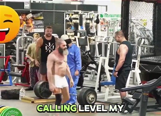 Everyone Ignored the “Cleaner”… Until He Lifted a 32KG Mop 💥💪🧹 | Anatoly Gym Prank | Siska Anastasya