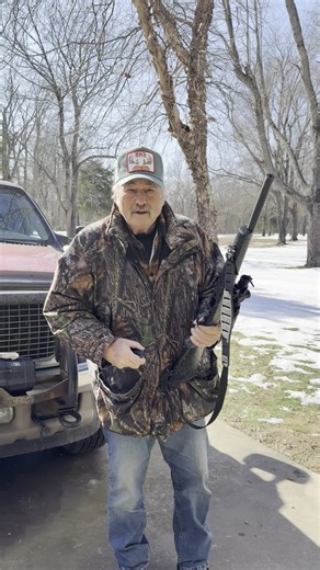 Roger Raglin on Instagram: "Rabbit hunting tomorrow! #hunting #huntingseason #rabbithunting"