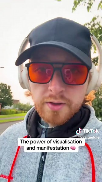 The Impact of Visualization and Manifestation Techniques