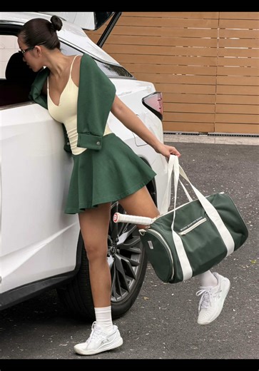 Một Ngày Của Huyền: Chăm Sóc Da và Thể Thao