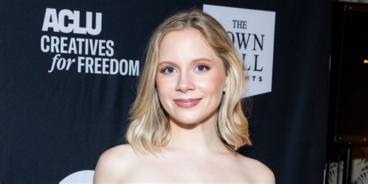 Listen: Elizabeth Teeter Releases New Original Single 'do you like me?'