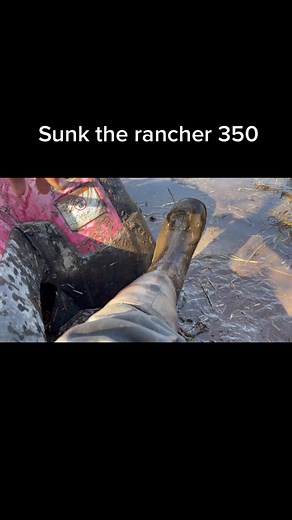 Honda Rancher Mudding 4x4 Off-Road Adventure