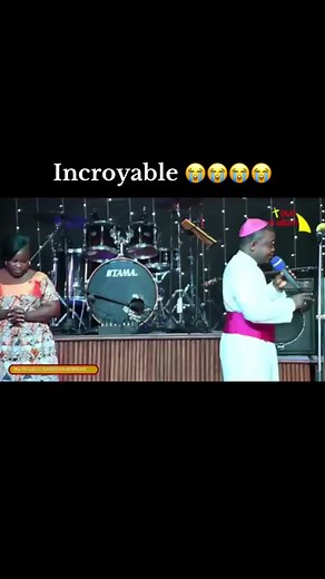 Hommage à Mgr Nicodème Anani Barrigah-Bénissan