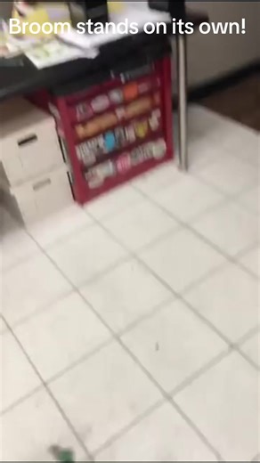 Seems like sorcery and is just simple physics. This popped up from me trying this years ago in my old shop. 🤷‍♂️ #sorcery #physics #broombalancechallenge #wtaf