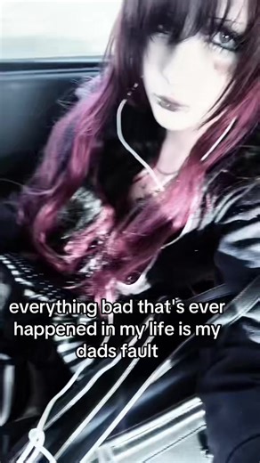 Video's van ˏ┆jemma (；´д｀)ゞ (@_j3mma_) met original sound - Emmy