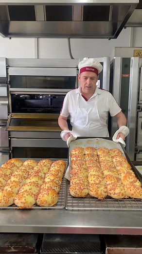 Delicious Cheese & Bacon Rolls Recipe | Bakers Delight