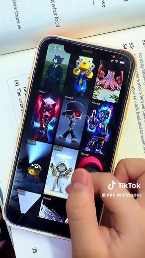 The same wallpaper in the lower left corner, you can download it and set it as your phone wallpaper #wallpaper #livewallpaper cool wallpaper