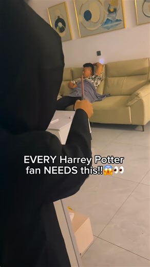 Mugglemade Magicc on Instagram: "The best purchase I’ve ever made!! the link is on my bio✨🪄#harrypotteredit #harrypotter"