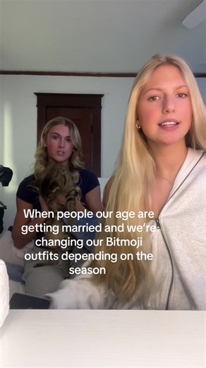 Creative Ways to Customize Your Bitmoji Together