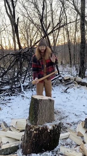 How To Split Pt. 2 #scandinavian #woodsman #redhead #split #axe