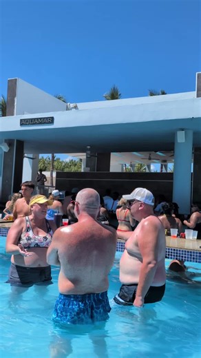 Riu Republica Punta Cana just one of the pools out of 5. #puntacana #cheesecurdchronicles #riurepublica