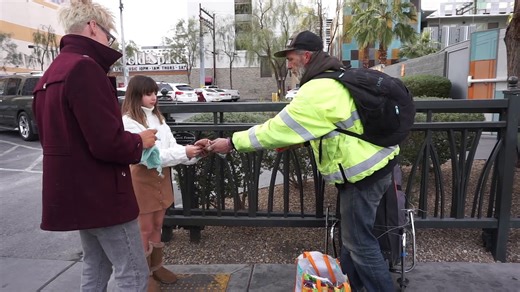 Magician surprises homeless people with touching magic moments