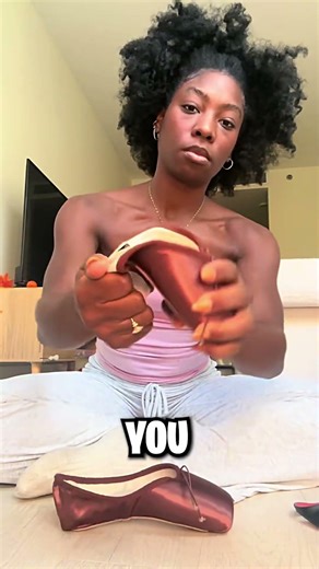 WHY DO BALLERINAS BREAK THEIR SHOES? 👀😭