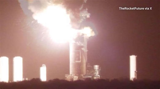 Eyewitness video shows moment SpaceX’s Starship 36 explodes