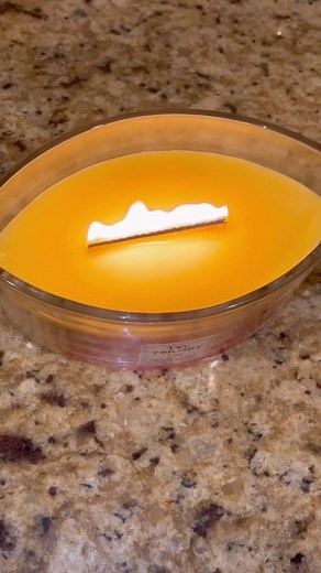 Satisfying Woodwick Candle Cracking Sounds