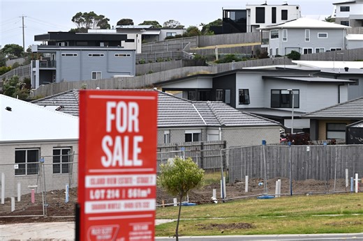 Aussie property investors warned as rates set to climb: 'Become unsustainable'