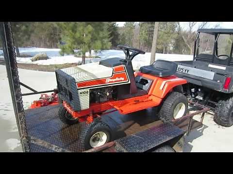 Simplicity Lawn Tractor