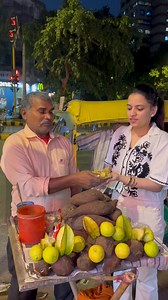 Rs-100 Street Food Challenge In Janpath Market Connaught Place💷😋 | Aqsa Khan Vlogs