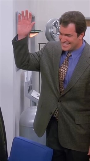 Puddy’s high five problem on Seinfeld