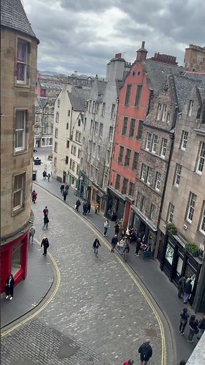 Edinburgh's Magic Street: Victoria Street Walk Scotland
