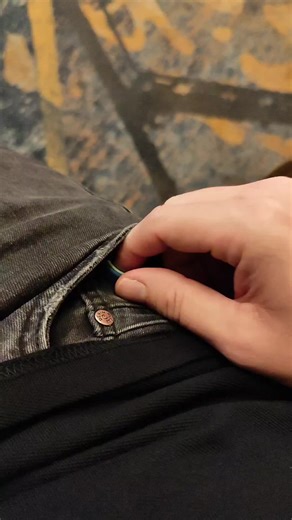 That moment in a boring lecture when you remember your Yogi Fidget Toy is in your pocket..🙏😅 #yogifidgettoy #boringlacture #savedbyafidget #fidgettoys