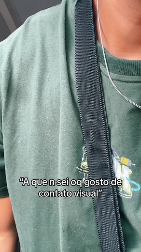 Exploring Visual Contact in Everyday Life