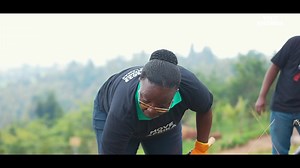 "For the next 5 years, we will be working together to mobilise Rwandan and African populations to take agency in their communities' lives and well-being." - RDB CEO Francis Gatare. 🎥 Watch highlights from the last Umuganda organised in partnership with Global Citizen Africa’s Move Afrika campaign to plant 1,000 trees in Kigali. #VisitRwanda🇷🇼🌿 | Rwanda Development Board (RDB)