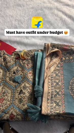Pinterest Finds | Fashion | Beauty on Instagram: "Comment “DM” for link kurta set with heavy dupatta, rich ethnic look, festive dupatta style, women wedding fashion, designer kurta combo, party wear kurta, myntra festive wear, ajio wedding edit, flipkart ethnic deal, stylish kurta set #heavydupatta #weddingkurta #festivefashion #desistyle #reelsviral"