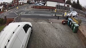 Council to remove bollards responsible for damaging cars in Watford