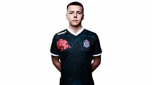 F1KU CS2 settings, crosshair & config