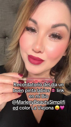 #fyp #lipsticktutorial #lips #goodafternoon @Chismosa Girls 2 @Marleny Beauty Simplified