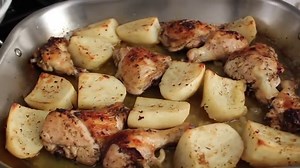 Greek Lemon Chicken and Potatoes – Both Homers Would Love This