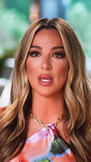 Clipton.teass on Instagram: "This was way too much.. #sellingoc #realityshows #realitydrama #explore #pregnancy"