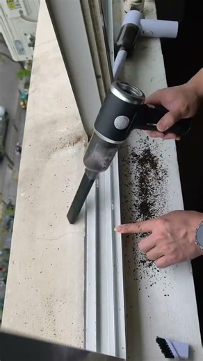 How do you clean the gaps and corners in your car and at home?#CarVacuum #CordlessVacuum #HomeVacuum