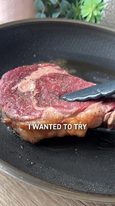 "Trust me- these are worth the investment!" — Cynthia S. There's a reason why HexClad hybrid cookware has over 50,000 5-star reviews. Its patented hybrid technology combines the ease of nonstick, the searing power of stainless steel, and the durability of cast iron into the most high-performing cookware on the planet. Plus it's FREE from forever chemicals! Here's everything you get with our bestselling 12-piece set: ✔️ 8" Pan Lid ✔️ 10" Pan Lid ✔️ 12" Pan Lid ✔️ 2QT Pot Lid ✔️ 3QT Pot Lid ✔️ 8QT