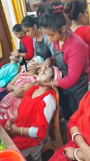 80K views · 299 reactions | #professional #Beautician #Course...