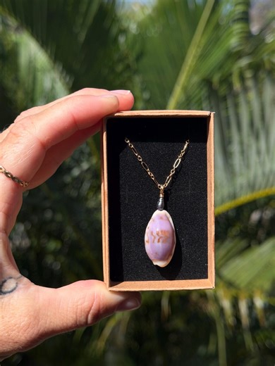 Gold Fringed Cowrie Necklace - Etsy