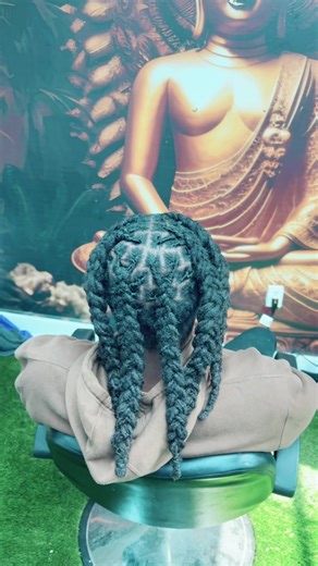 Interlock with Pop Smoke Braids.. Located In Miami Gardens.. Text 1 (561) 583-4087 For Booking link