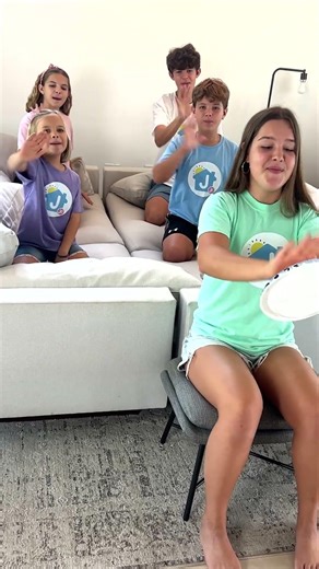 #wheelsonthebus #kidssong 🚌