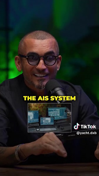 How Abramovich saved his mega yachts 🛥♟️ #WealthMoves #YachtLife #SanctionsEscape