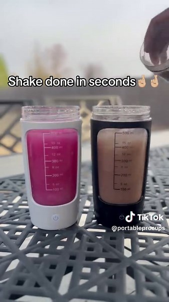 Get your Pro Shaker today! Link in bio🌪️💦 #protein #gymtok #proteinshaker