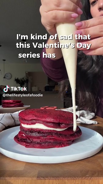 Delicious Red Velvet Pancakes Recipe for Valentine's Day