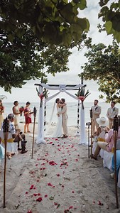 Are you looking for wonderful entertainers for your wedding ? @princephilip373 and Jimmy have your back 😍 . 📍 @erakorisland @erakorislandweddings . . . . . . . #vanuatu #vanuatumoments #vanuatuwedding #vanuatuweddings #erakor #erakorwedding #erakorweddings #destinationwedding #vanuatuweddingphotographer #vanuatuweddingphotography | Groovy Banana • Photography • Videos • Music