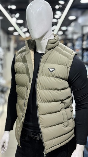 S T A T U S _ SAHARANPUR on Instagram: "PREMIUM HALF JACKET 🔥"