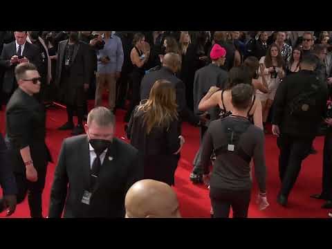 JUSTIN BIEBER On The Red Carpet | 2022 GRAMMYs