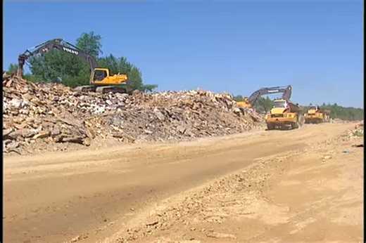 Big machines at work 🚜💥 Real construction in action Kids love this 👶 Full video👉https://littlehardhatsvideos.vhx.tv #bigmachines #real #construction #entertainment #learning #fun #kids #littlehardhats
